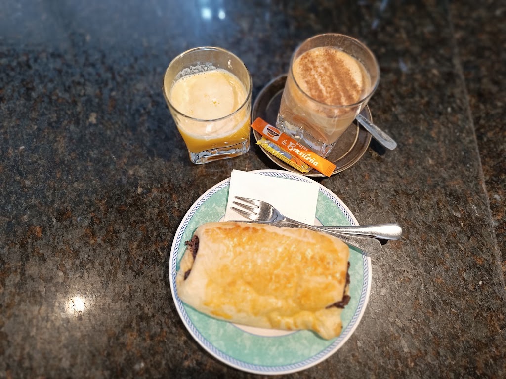 Cafe Junquera Bar — Comida y bebida