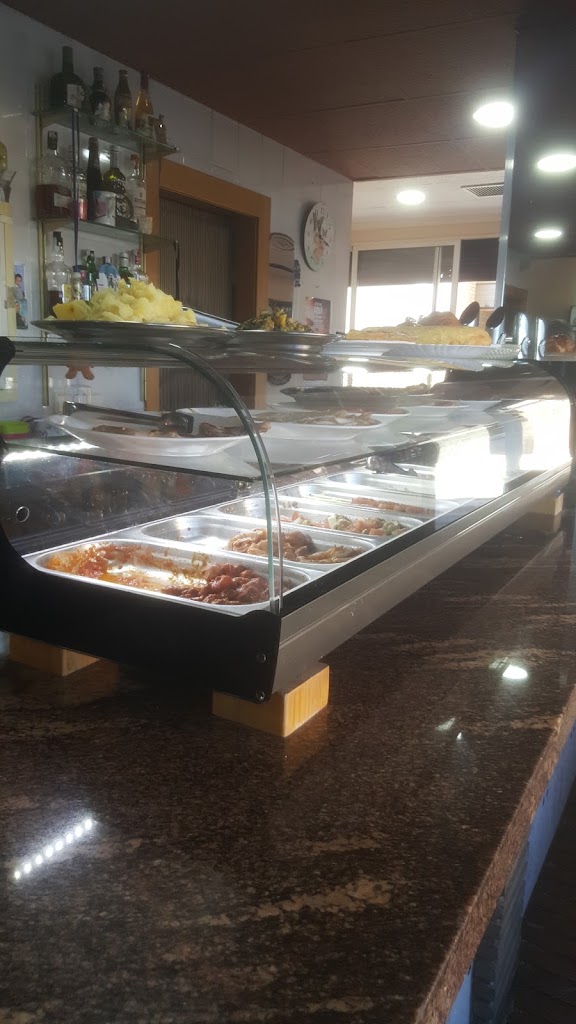 Bar Los Hermanos. — Ambiente