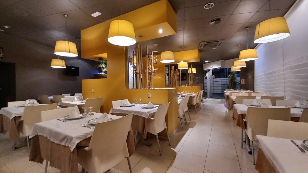 Ciudad Rica Restaurante Chino — Ambiente