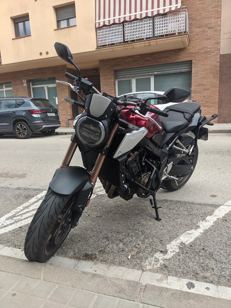 ENTREMOTOS — Motocicleta
