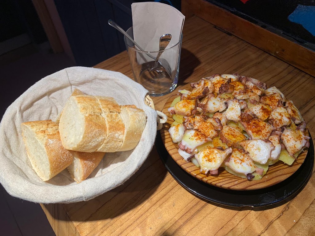 Bar Iluntz — Comida y bebida