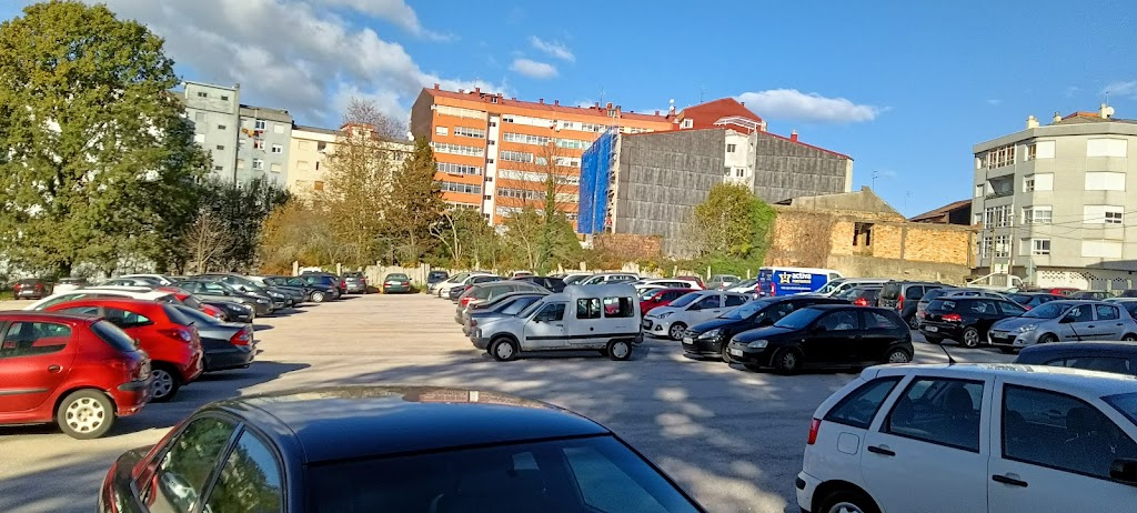 Aparcadoiro publico da rua Sarmiento Rivera