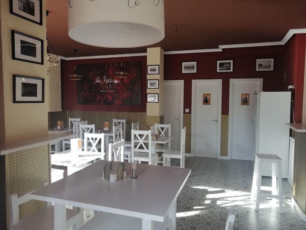 La Loca Juana Bar de Vinos, Colmenar — Ambiente