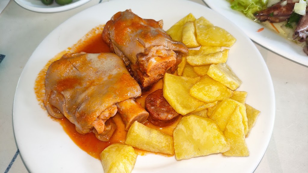 Braseria Chan — Comida y bebida
