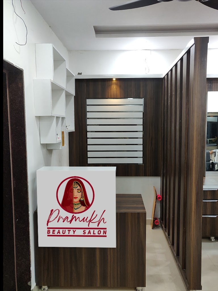 Pramukh Beauty Salon
