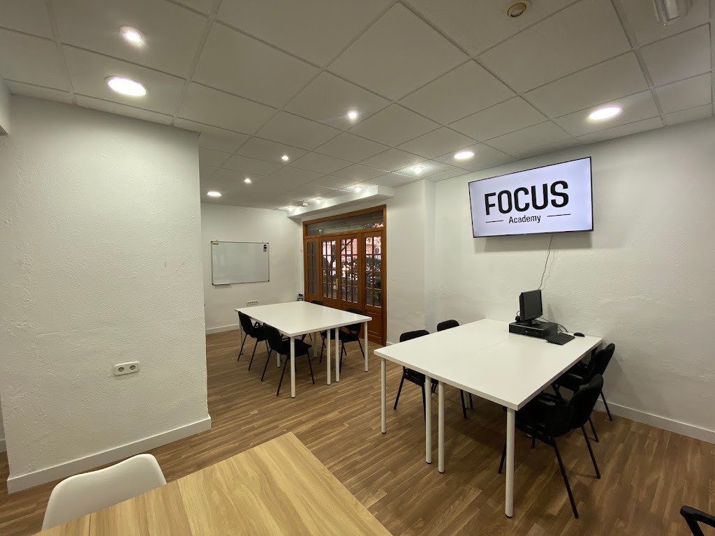 Focus Academy (Academia de estudios)