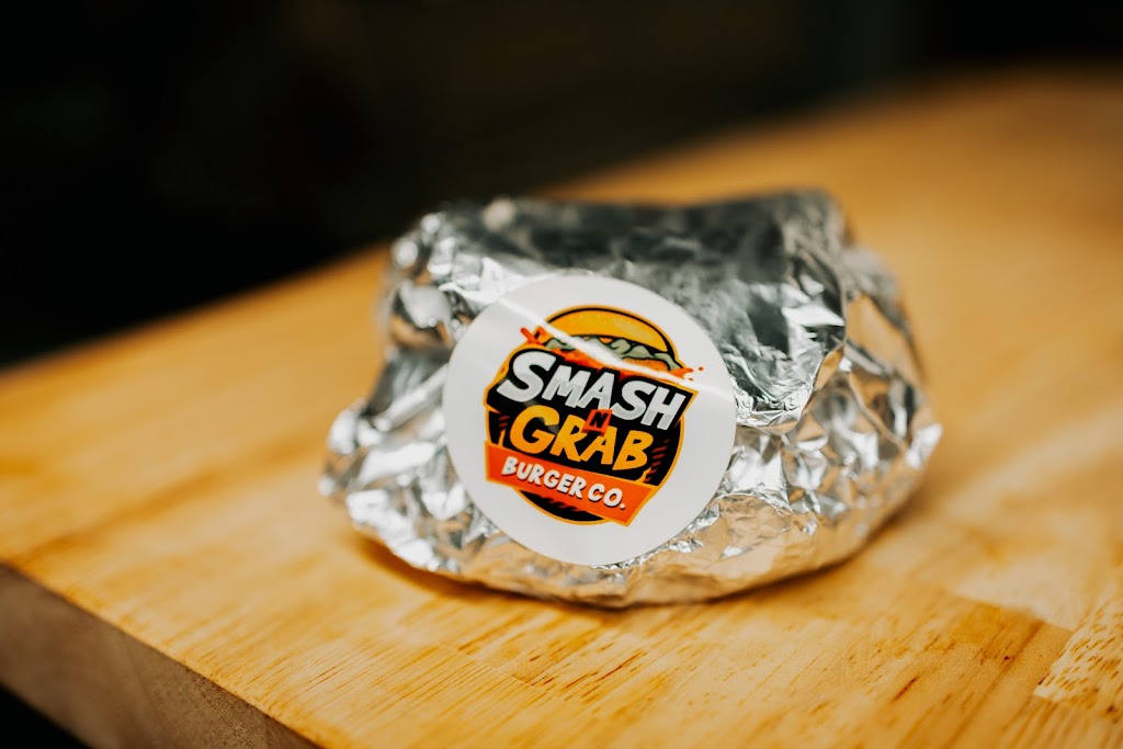 Smash N Grab Burger Co in East Gwillimbury