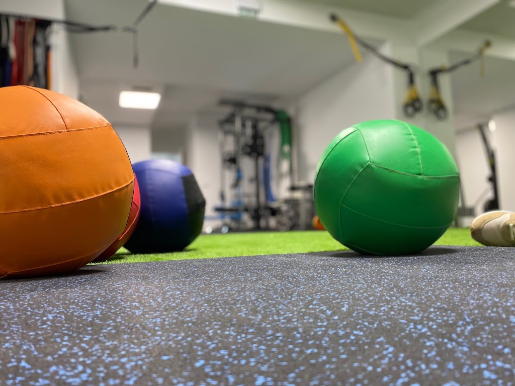 Clinica Zenith - Fisioterapia, Osteopatia, Nutricion y Entrenamiento — Del propietario