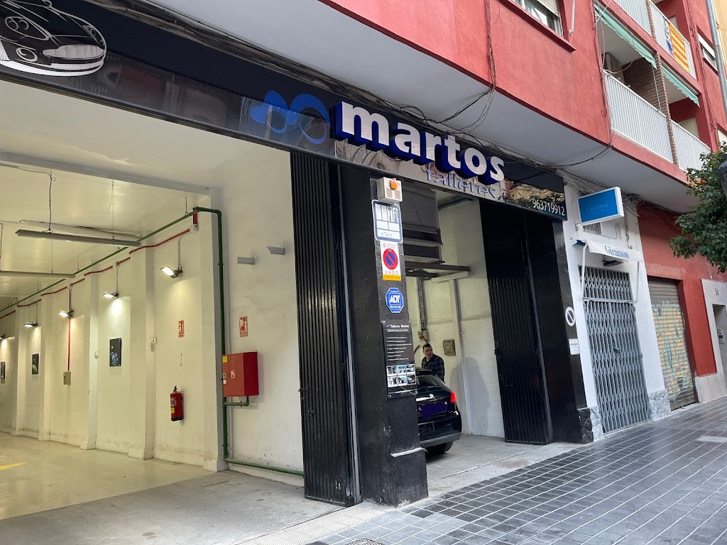 Talleres Martos — Exterior