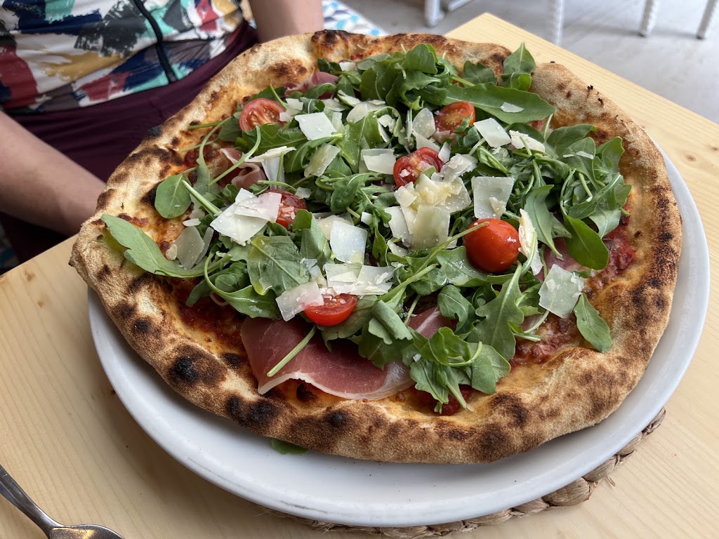 Restaurante Pizzeria Velomar — Pizza