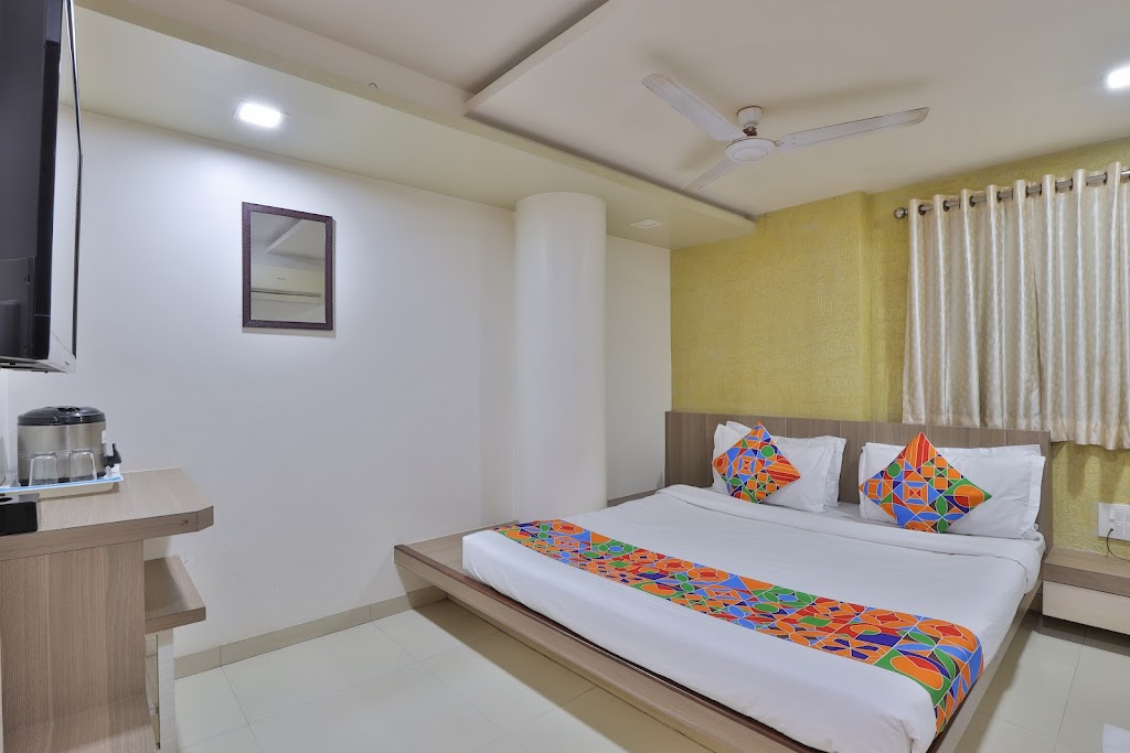 Hotel Ideal Vadodara