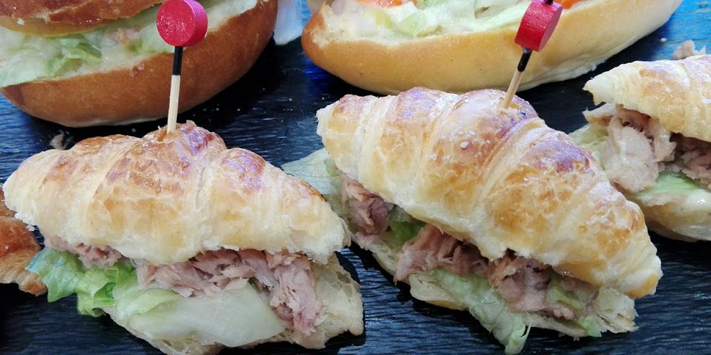 Horno de Pan Alqueza — Comida y bebida