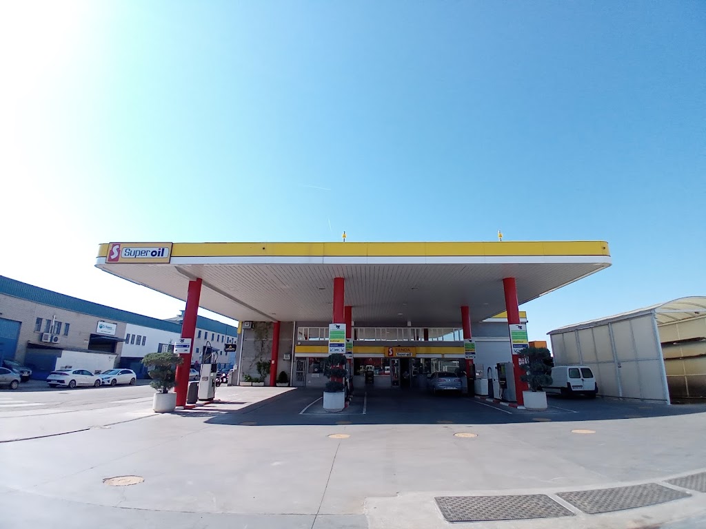 Super Oil