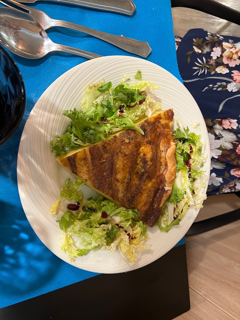 Bon Profit Figueres — Comida y bebida