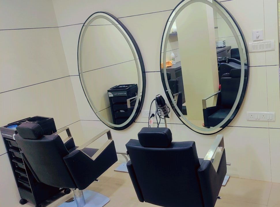 B Bounce Unisex Salon Malur
