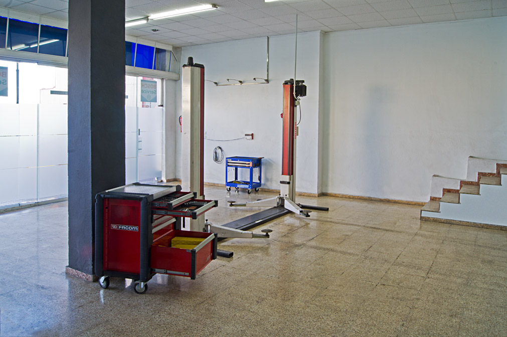 ontinyent UPE motors — Interior
