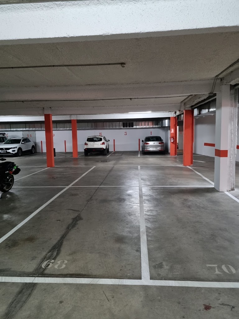 PARKING-GARAGE VEFI — Del propietario