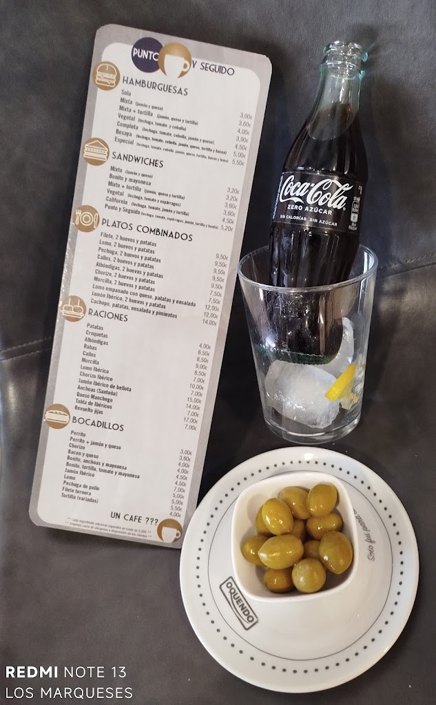 Cafe-Bar Punto y Seguido — Carta