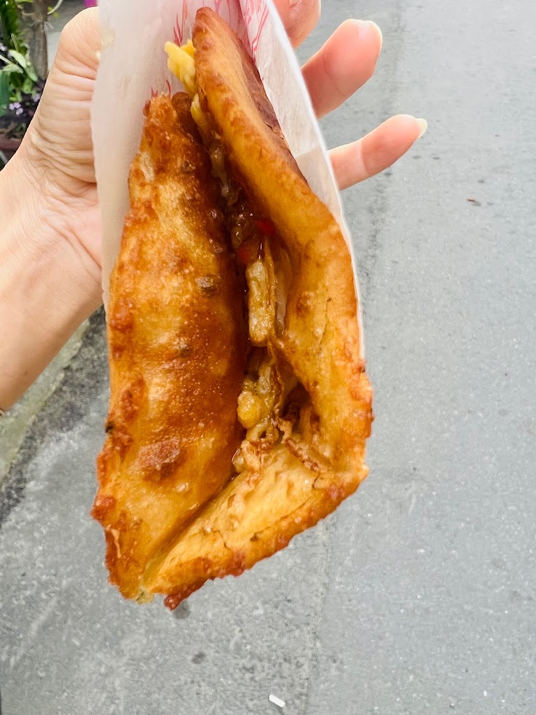 南投市第一家蔥油餅 的照片