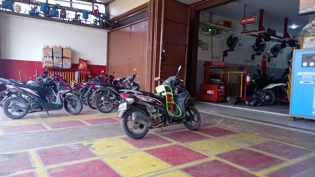 AHASS BRIVIO MOTOR'S