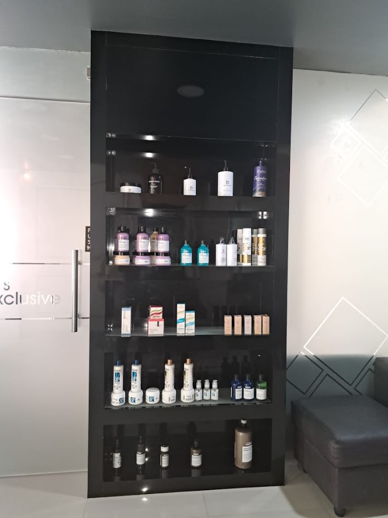 Snip Dark Salon And Spa