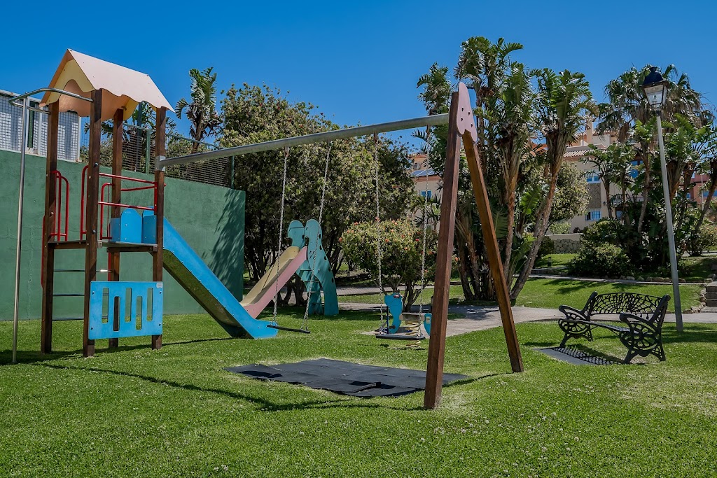 Casa Oliver Sun & Surf Tarifa - Family Villa Hotel