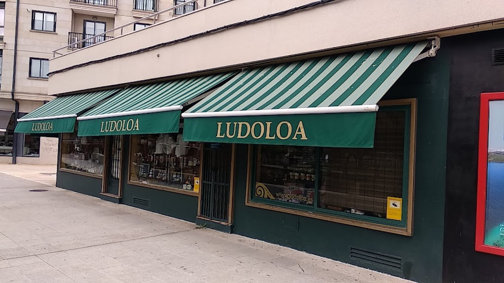 Ludoloa