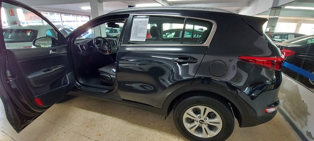Concesionario Ford Autominesa — Interior
