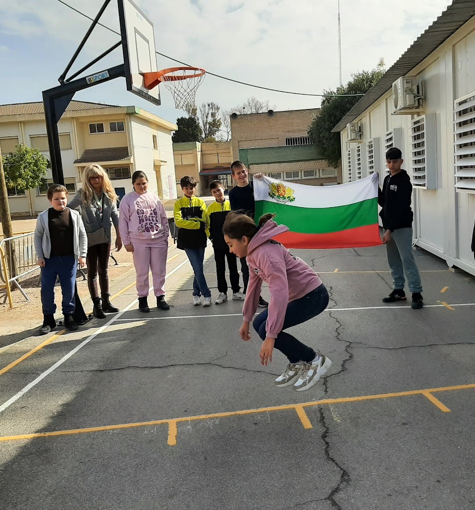 Blgarsko uchilishche "Znam i moga" - Valensiya (Chiriveya)/Escuela bulgara - Chirivella