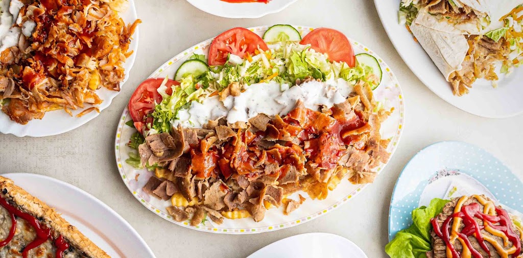 Sabroso Kebab Plasencia — Comida y bebida