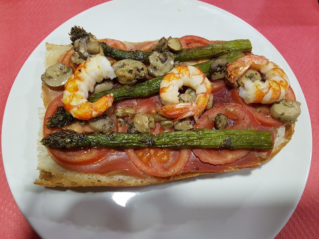 El Niu — Comida y bebida