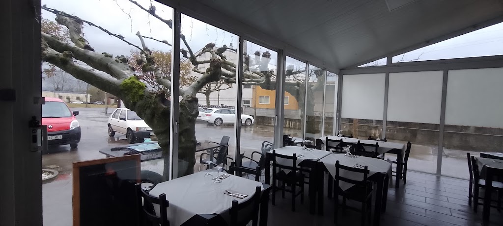 Hostal Parrillada As Rodas — Ambiente
