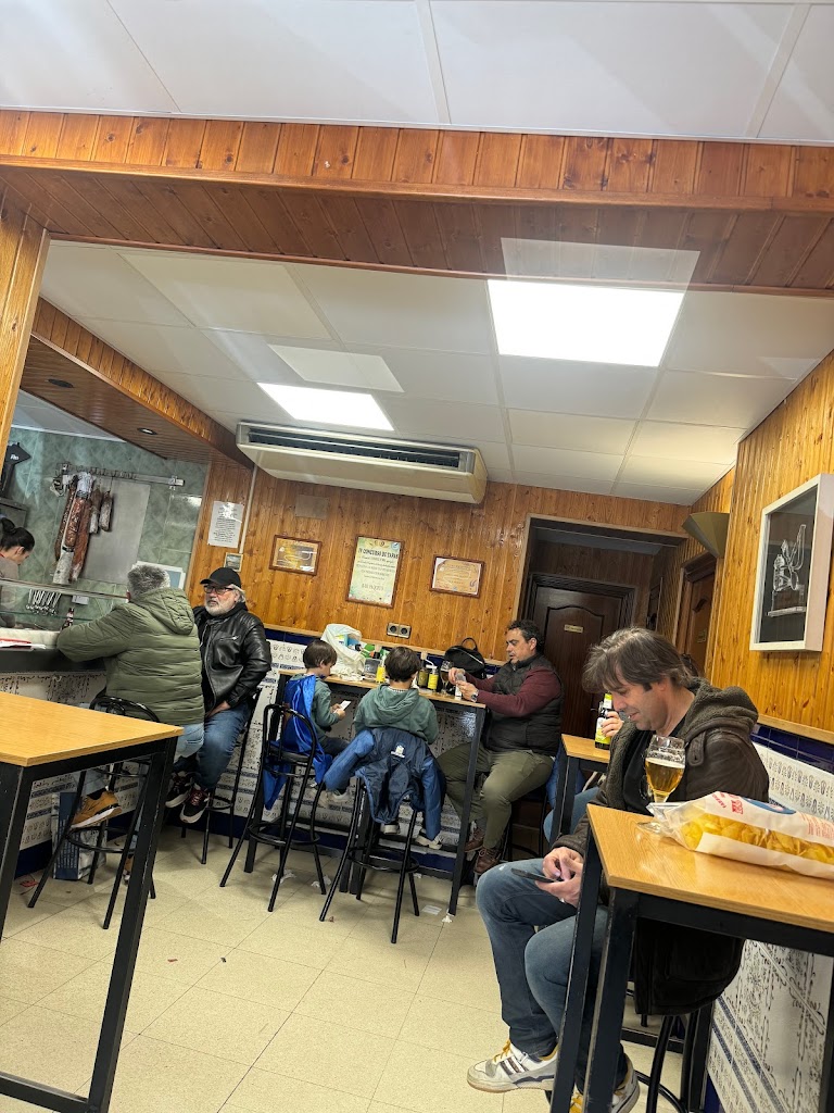 Cafe Bar Paquito — Ambiente