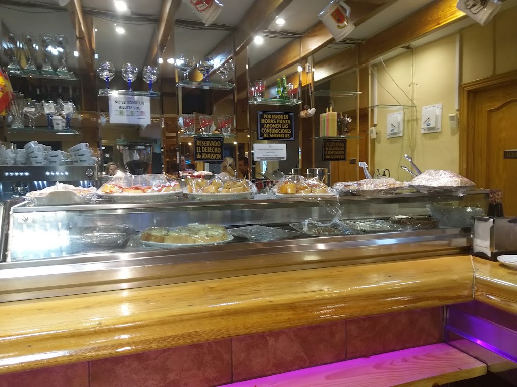 Cafe, bar arte 24