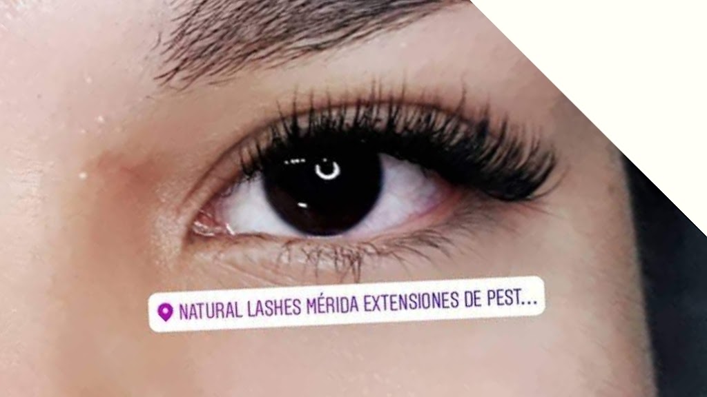 Natural Lashes Merida
