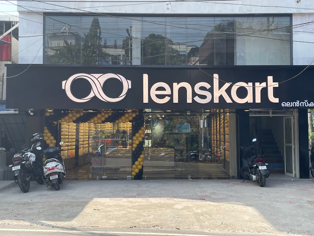 Lenskart Com At Nedumangad Thiruvanthapuram