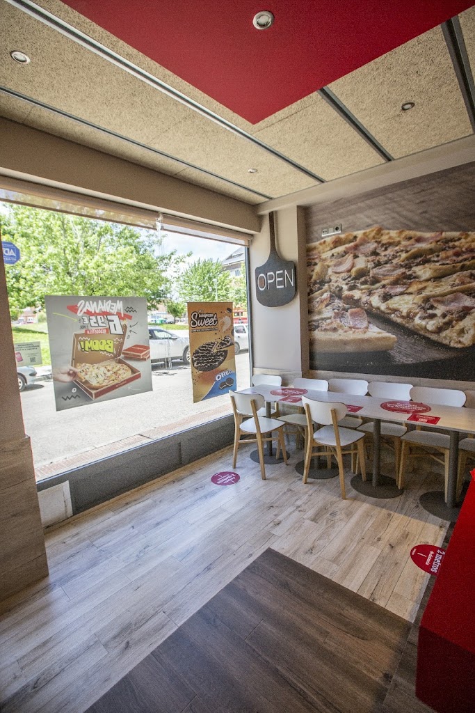 Telepizza Villanueva del Pardillo - Comida a Domicilio — Ambiente