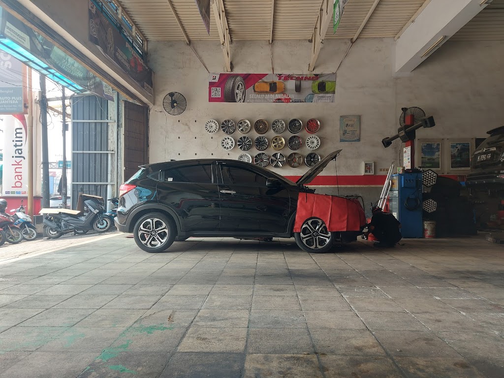 Auto Plus