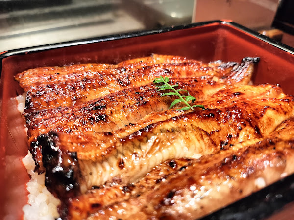 新宿うな鐵-はなれ dish
