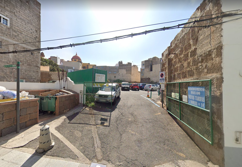 Parking Reina Arminda