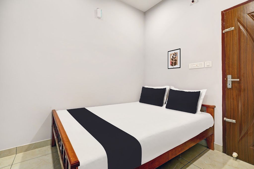 Hotel O Pukkattupady Aluva East Formerly Ecstacy La Casa