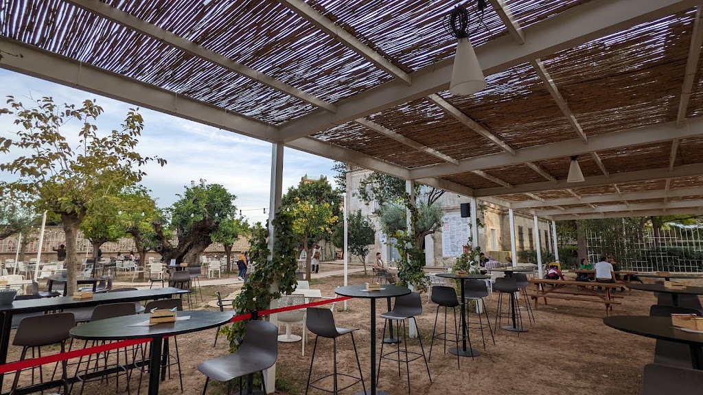 Villa Indiano. Restaurante y jardin cultural — Ambiente