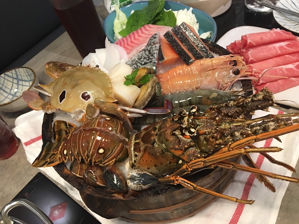 老婆吃鍋 的照片
