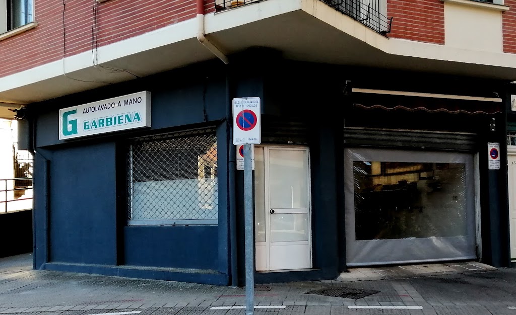 Garbiena Autolavado a mano — Exterior