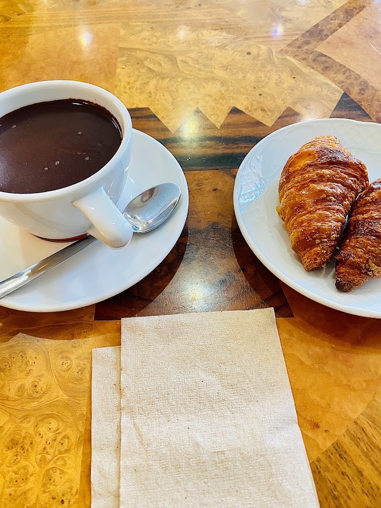 Glass Cafe 1997 S L — Comida y bebida