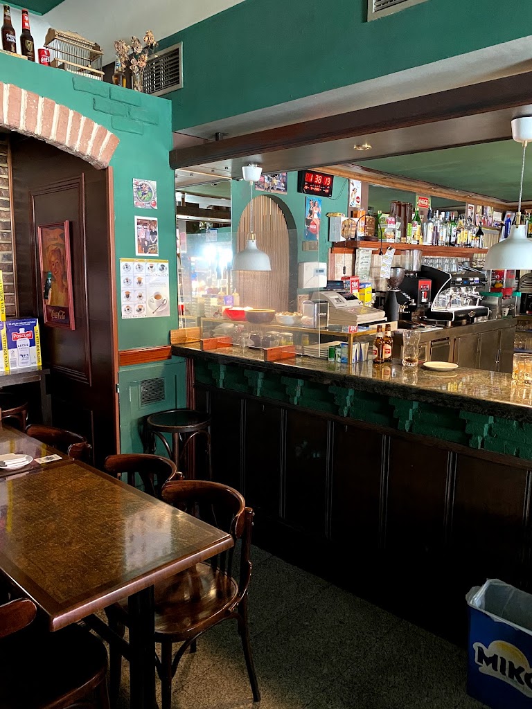 Cafe El Molino — Ambiente
