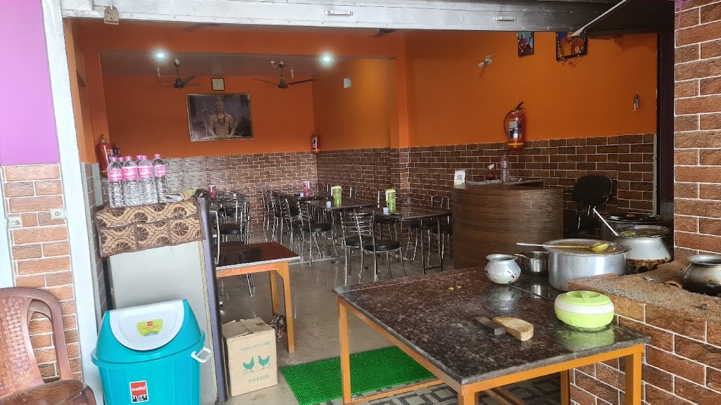 Prakash Hotel And Bhojanalay