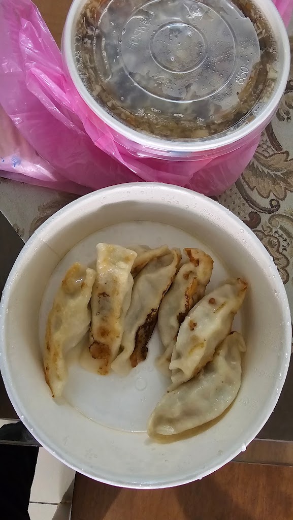 阿棟伯鍋貼 的照片