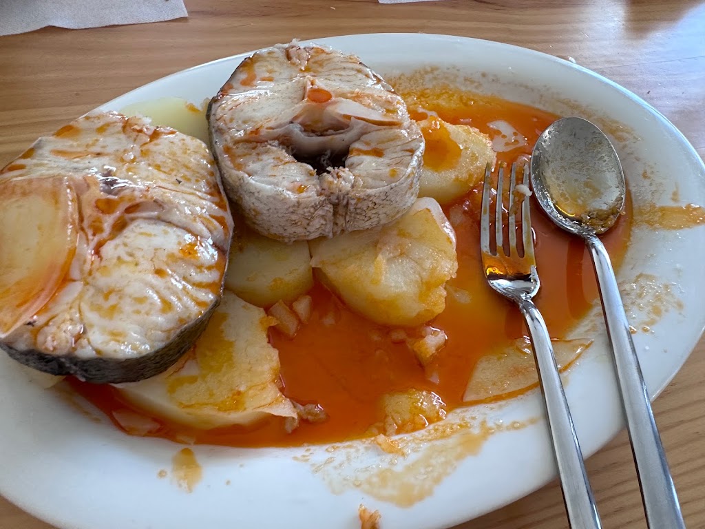 Restaurante Hotel Los Tulipanes — Comida y bebida