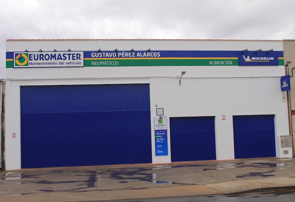 Euromaster Gustavo Perez Alarcos — Exterior